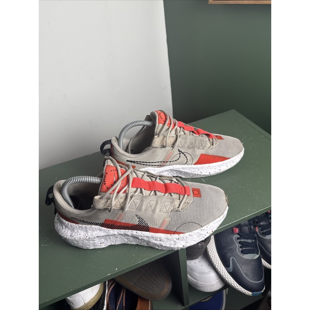 Nike Crater Impact Light Bone Womens Size 8.5 Athletic Running Shoes Sneakers